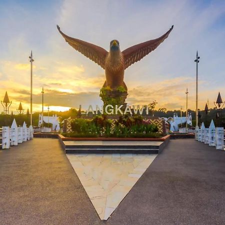 Nabil Nabila Motel Kuah Zewnętrze zdjęcie